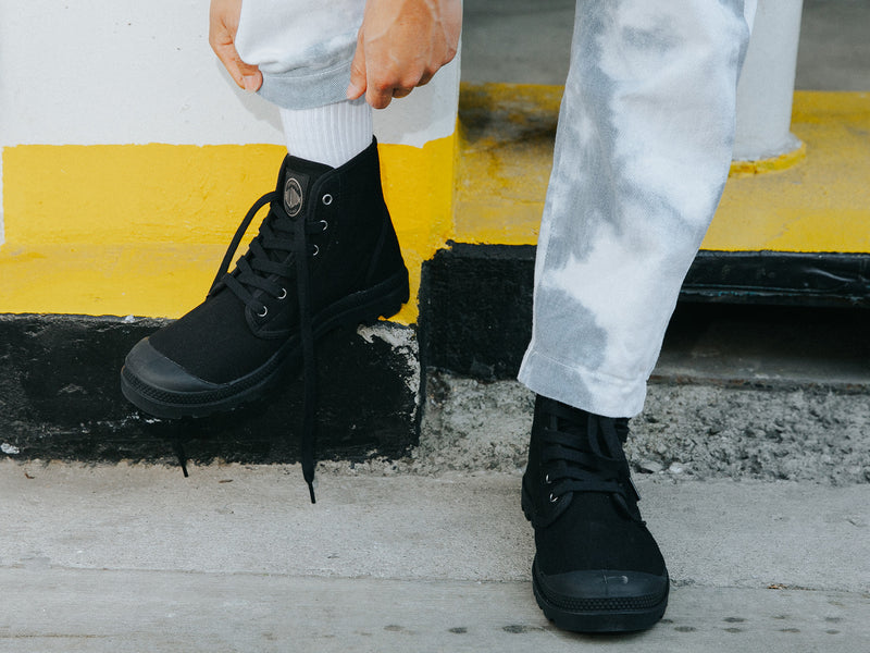 Black Men's Palladium Pampa Hi High Tops | 2603HVCIO