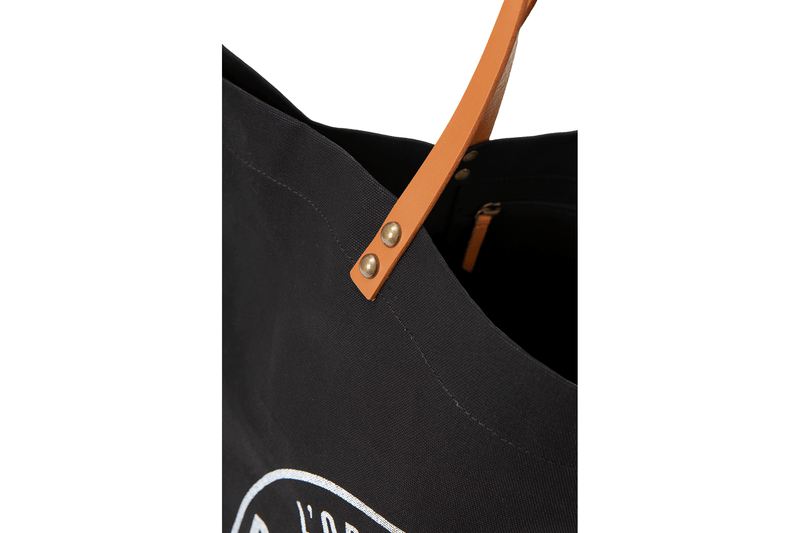 Black Men's Palladium Round Logo Tote Bags | 1290VAJQZ