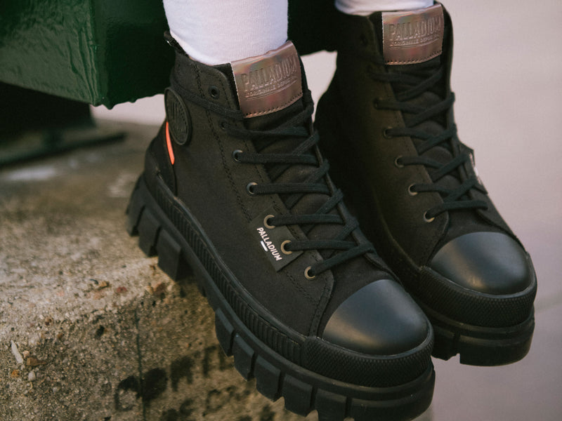 Black Women's Palladium Revolt Hi Tx Boots | 8430XJMEA