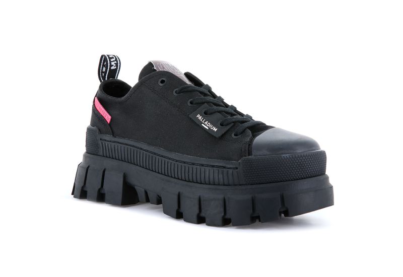 Black Women's Palladium Revolt Lo Tx Low Tops | 7451LMBPD