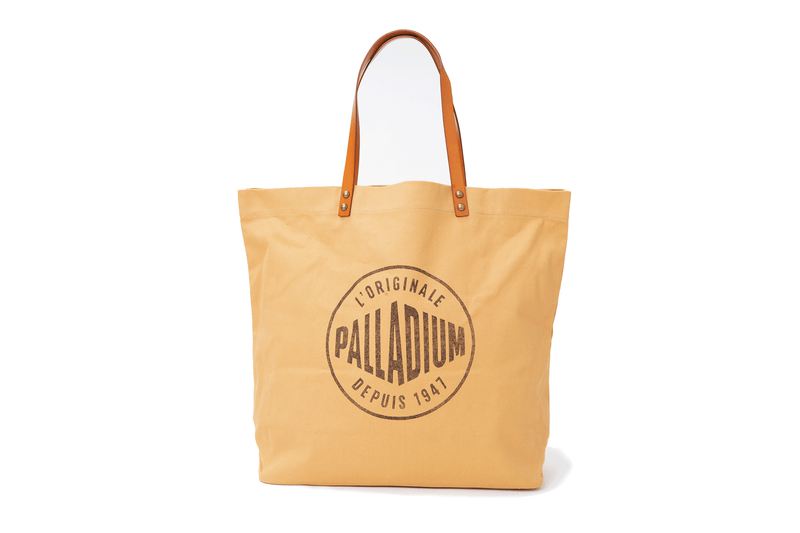 Brown Men's Palladium Round Logo Tote Bags | 5716ONCSK