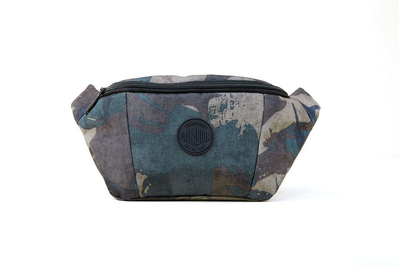 Camo Women\'s Palladium Crossbody Bags | 5780TVIDP